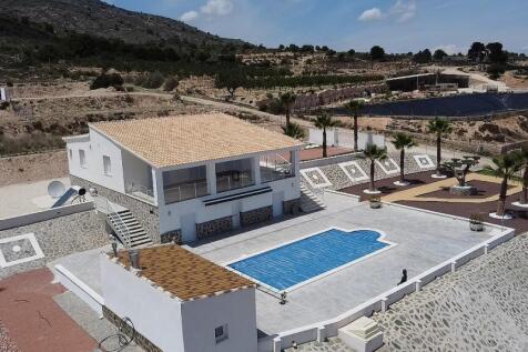 Property Image 4