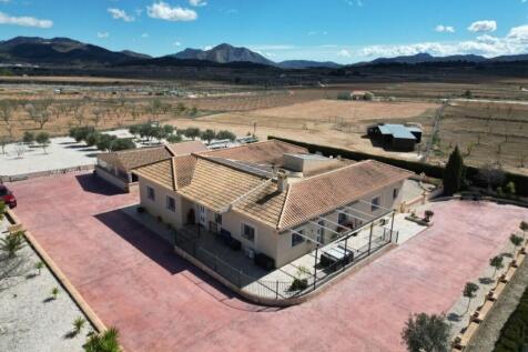 Property Image 4