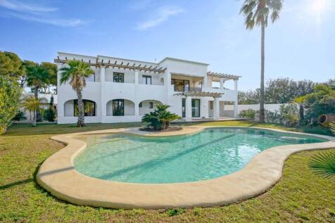 Property Image 1