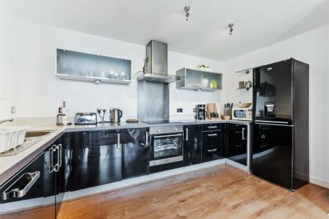 26GarnetHouse06.jpg