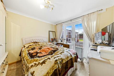 67VictoriaRdWeb26.jpg