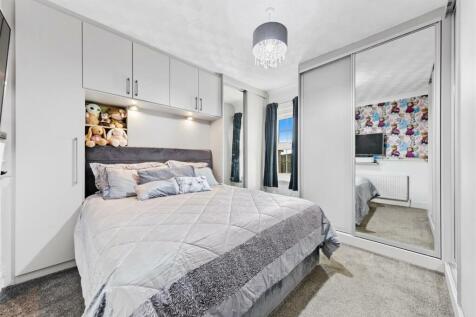 67VictoriaRdWeb39.jpg