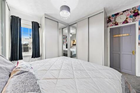 67VictoriaRdWeb40.jpg