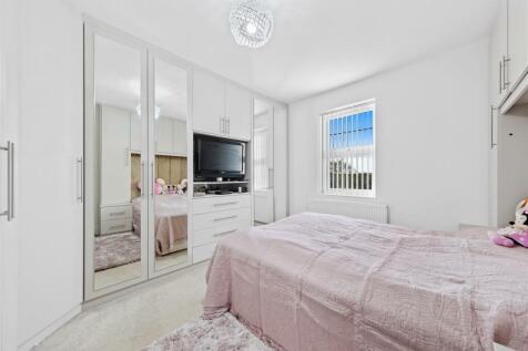 67VictoriaRdWeb43.jpg