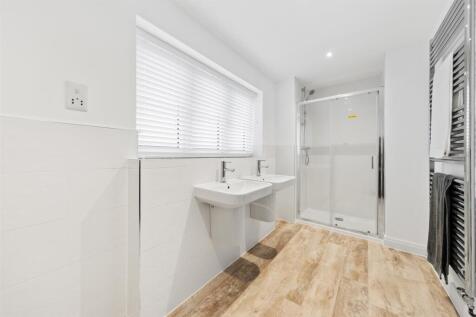 Plot20WoolfGroveWeb28.jpg