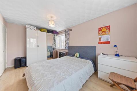 49BrafordGardensWeb17.jpg
