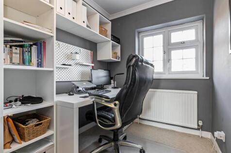 18BurghleyClose-65.jpg