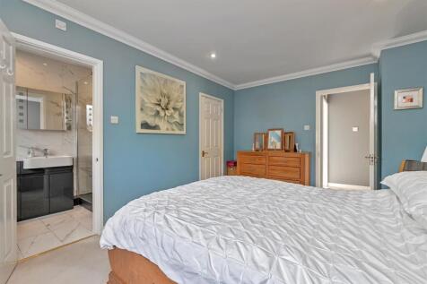18BurghleyClose-71.jpg