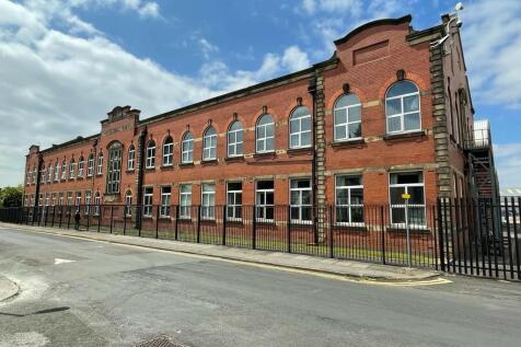 Barton Hall, Unit L