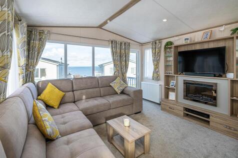 W27-ABERAFON-PARK-LOUNGE-03.jpg