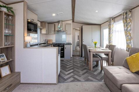 W27-ABERAFON-PARK-LOUNGE-05.jpg
