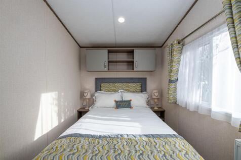 W27-ABERAFON-PARK-BEDROOM-1B.jpg