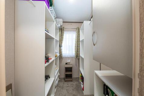 W27-ABERAFON-PARK-BEDROOM-3A.jpg