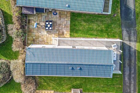 W27-ABERAFON-PARK-AERIAL-07.jpg