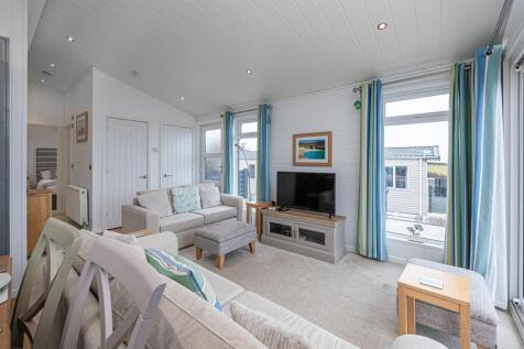 R16-ABERAFON-PARK-KITCHEN-3.jpg