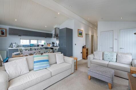 R16-ABERAFON-PARK-LOUNGE-4.jpg