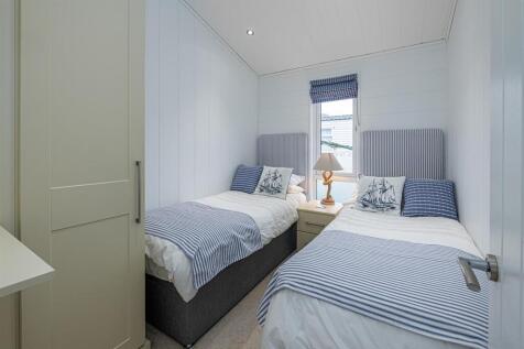 R16-ABERAFON-PARK-BEDROOM-2A.jpg