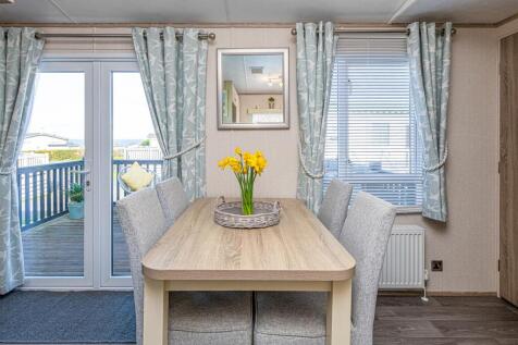 Y4-ABERAFON-PARK-KITCHEN-08.jpg