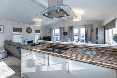 R19 KITCHEN