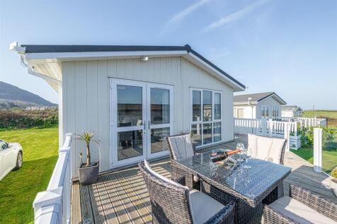 R19 FRONT BALCONY