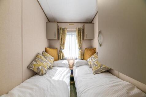 Y04-ABERAFON-PARK-BEDROOM-3A.jpg