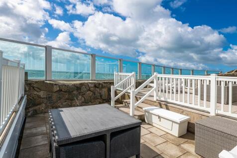 LOWER DECKING