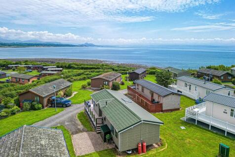 PINE-LODGES-AERIAL-2.jpg