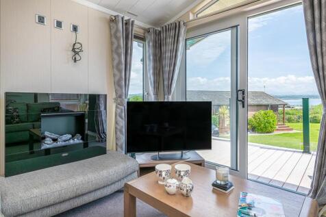 PINE-LODGES-LOUNGE-09.jpg