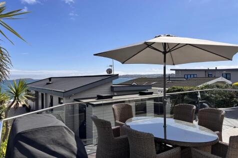 Elevated Entertainment Area
