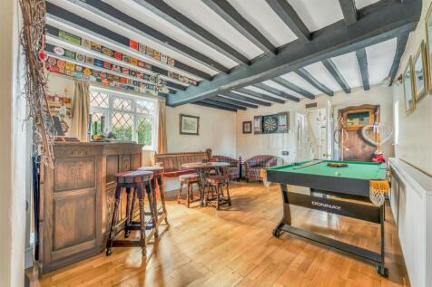 4. Family Room B.jpg