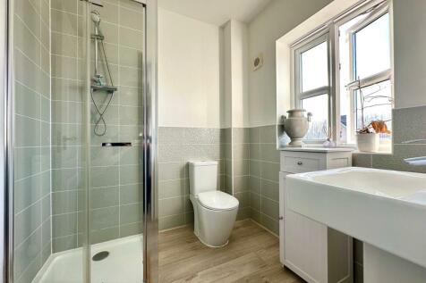 Ensuite.jpg