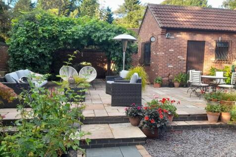 Rear Courtyard.jpg