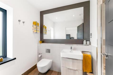 Bedroom Six Ensuite