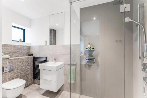 Bedroom Three Ensuite