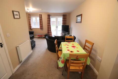 Kitchen/Living Space