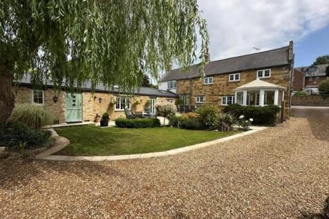 Cottingham Courtyard.jpg