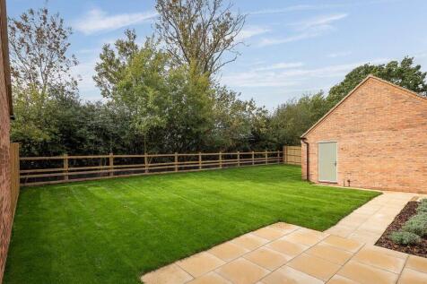 plot 8 rear 2.jpg