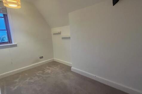2nd single bedroom
