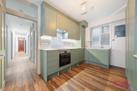Fitted Kitchen