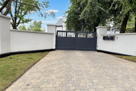 Electric Gates (external)