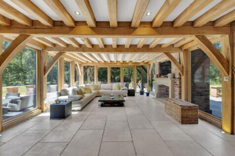 Sitting/Family Room
