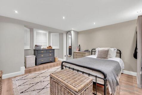 Bedroom 3 (Lower Ground Floor)