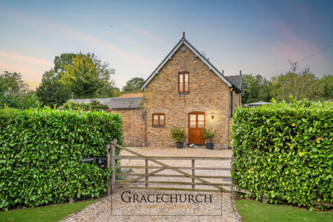 St Leonards Road, Nazeing EN9