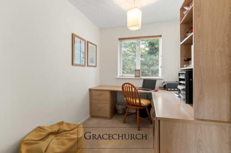 Bedroom/Study