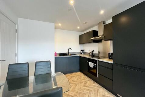 Lounge/Kitchen