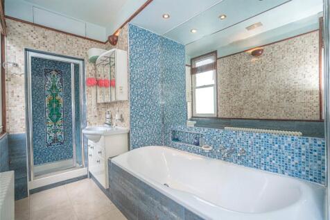 Bedroom 1 En-Suite B