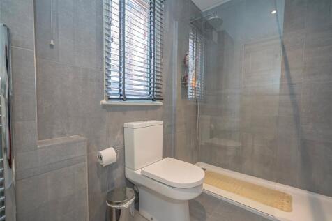 Bedroom 4 En-Suite