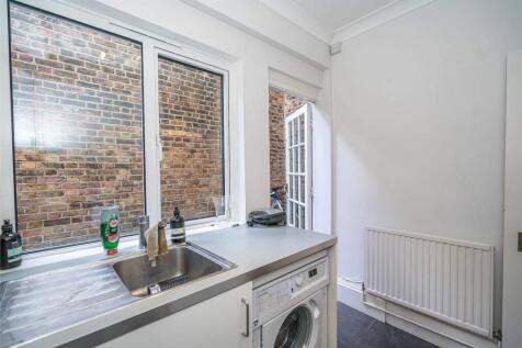 Flat Kitchen B
