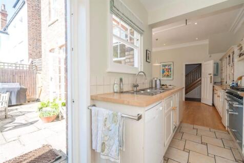 Kitchen E