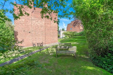 Commual Gardens B